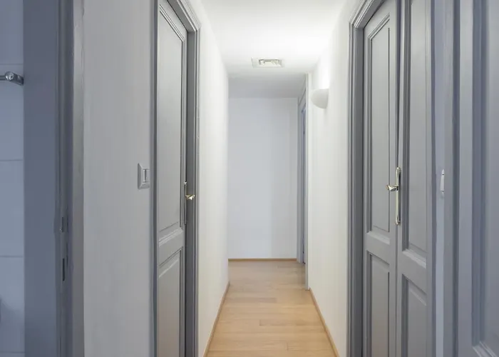 Apartment Vittoria Urban Chic - Elegant In The Heart Of