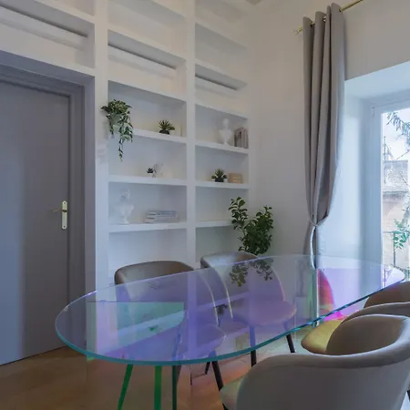 Vittoria Urban Chic - Elegant In The Heart Of Rome